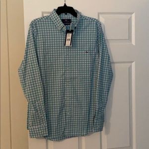 Men’s button up Vineyard Vines
